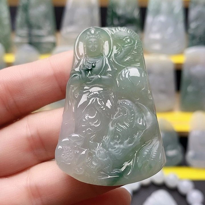 ꧁***꧂翡翠未镶嵌吊坠(不含链)御龙观音