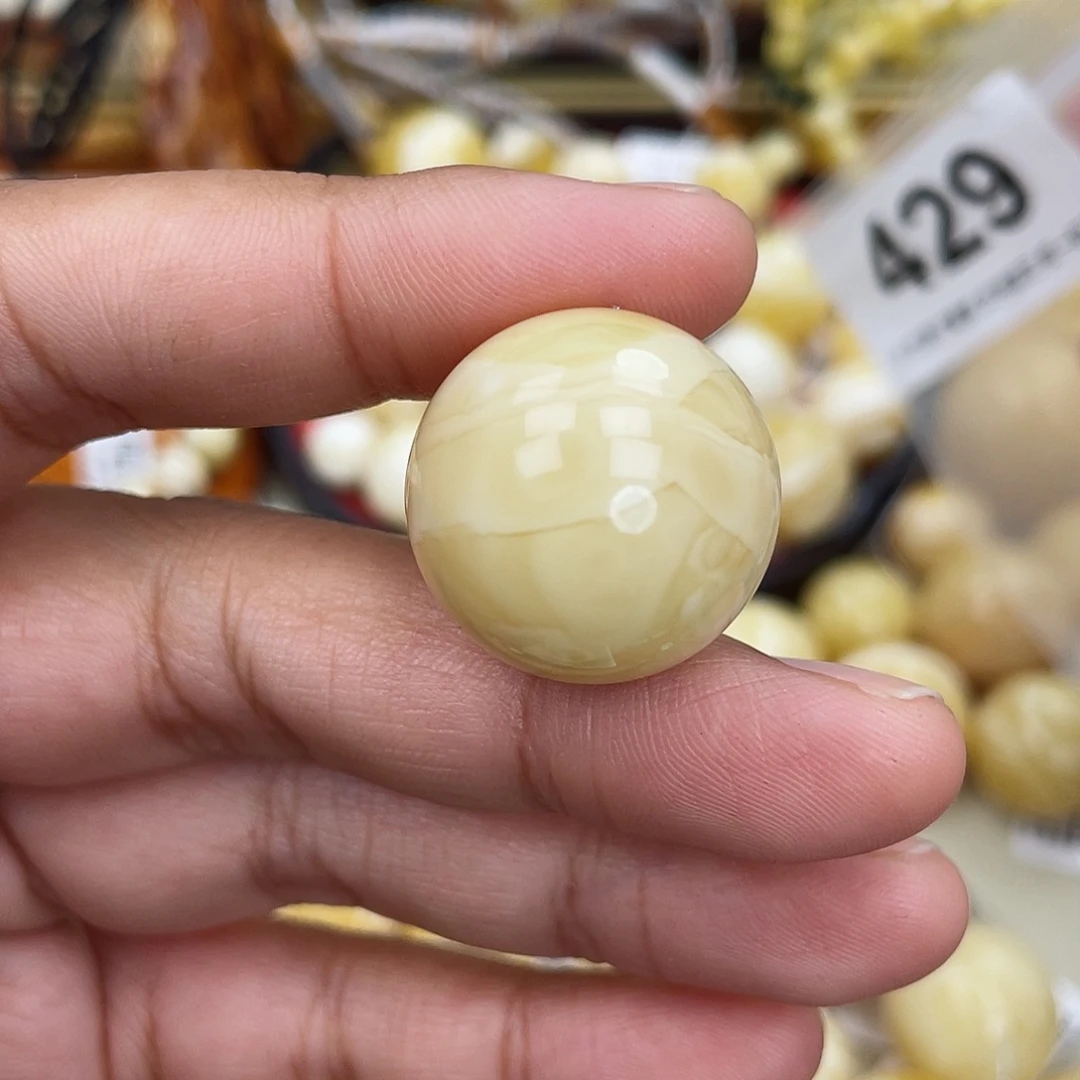 蜜蜡未镶嵌珠宝奇石23