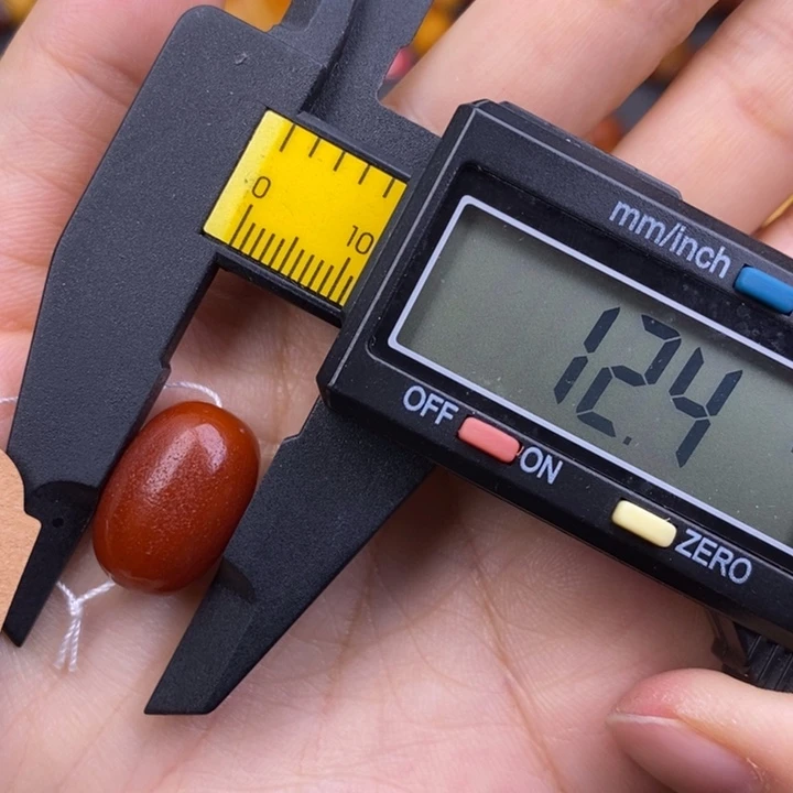 琥珀未镶嵌裸石蜜蜡M