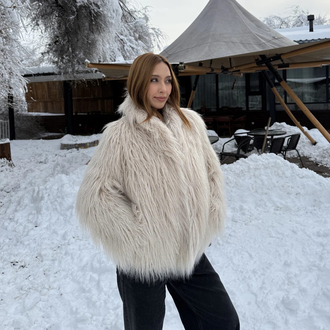 ZUELL NORKA米色短款时尚外套秋冬（乌鲁木齐现货）