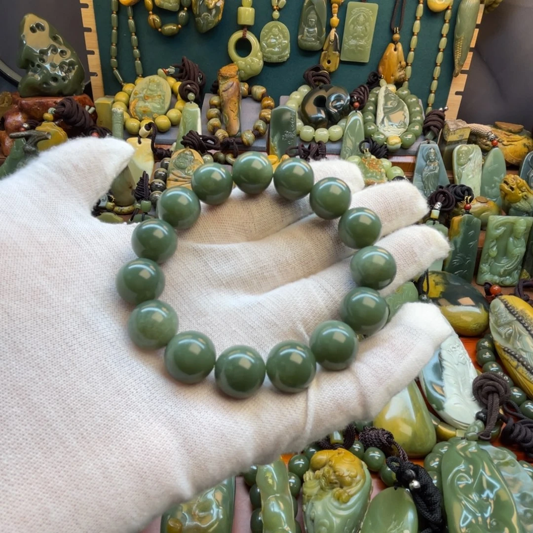 @***卫岫岩老玉（透闪石质玉）未镶嵌手链