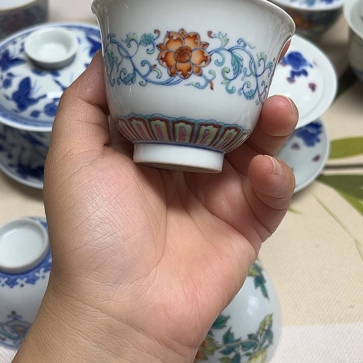 陶瓷艺术作品在世界美术大师陶瓷领域