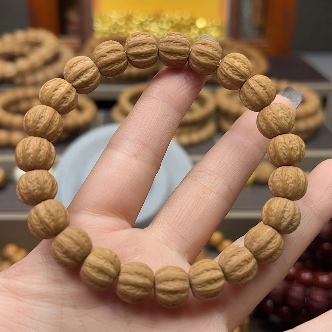 重****猴头核桃吊坠八棱