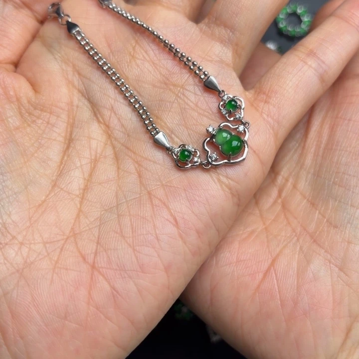 翡翠银S925镶嵌耳饰