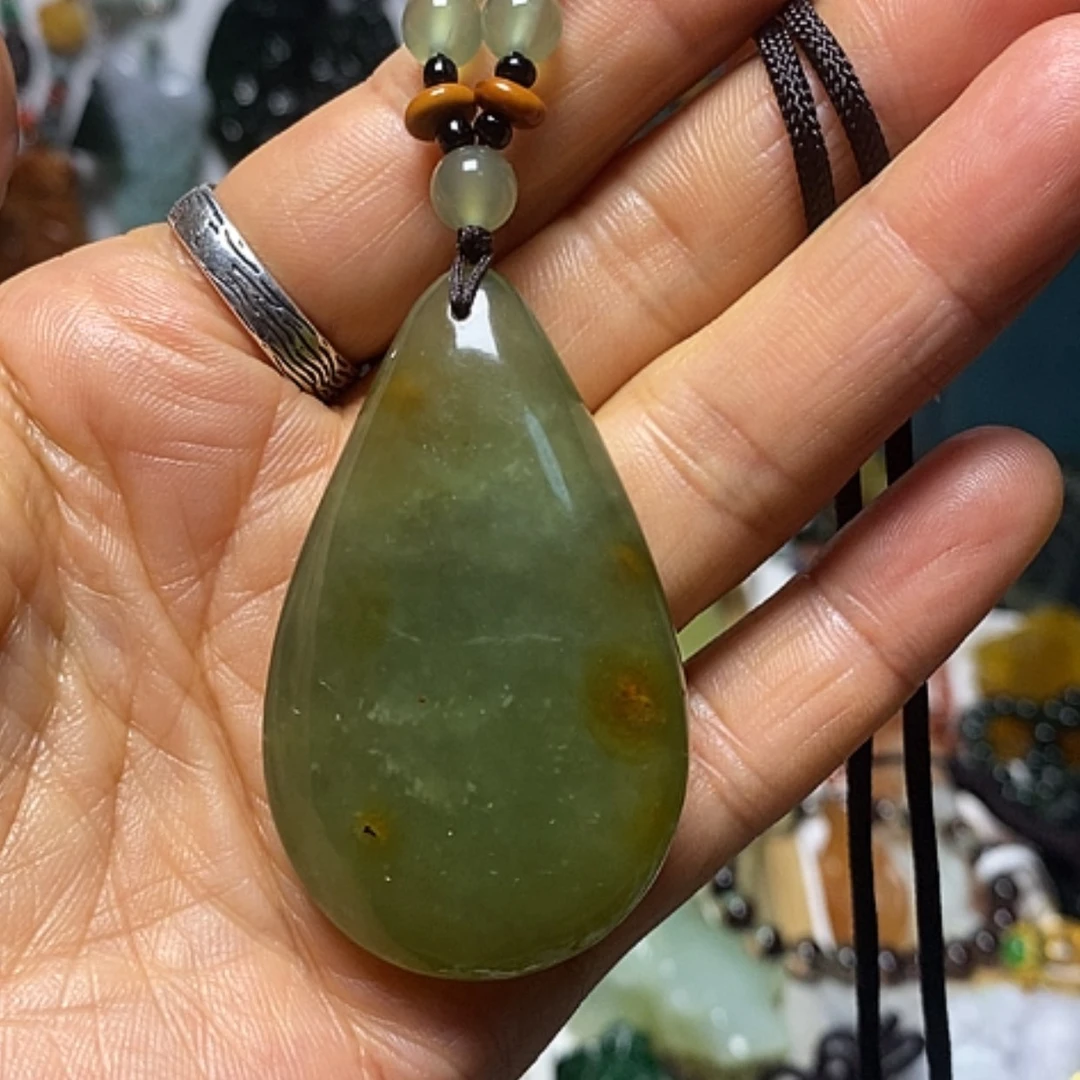 【闪购商品】翡翠未镶嵌吊坠(赠链)