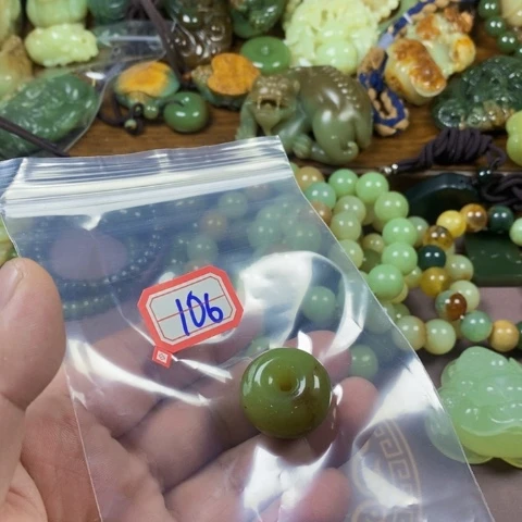 未镶嵌手镯和田玉（糖玉）