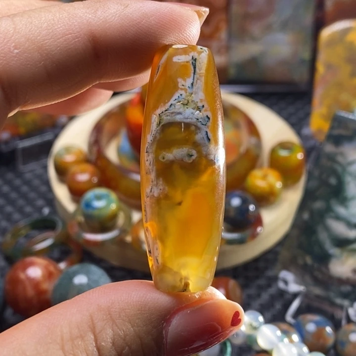 风***阻玛瑙/玉髓未镶嵌颈饰