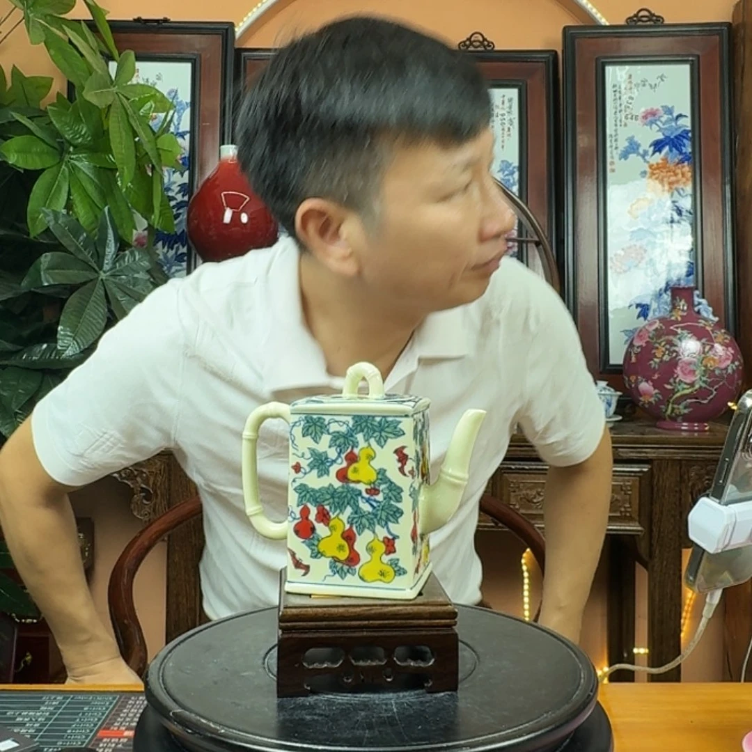 景德镇陶瓷手工壶