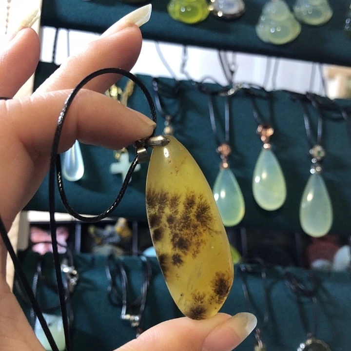 岫玉未镶嵌岫玉挂件