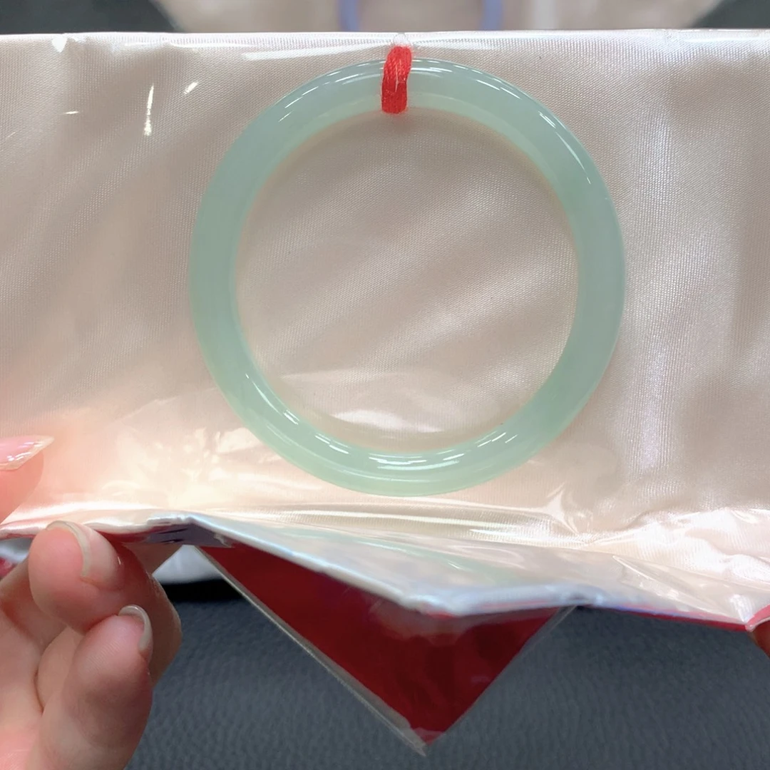 翡翠未镶嵌手镯15