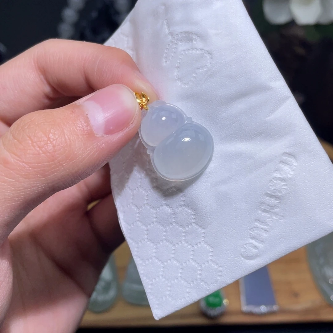 定制翡翠18K金镶嵌吊坠