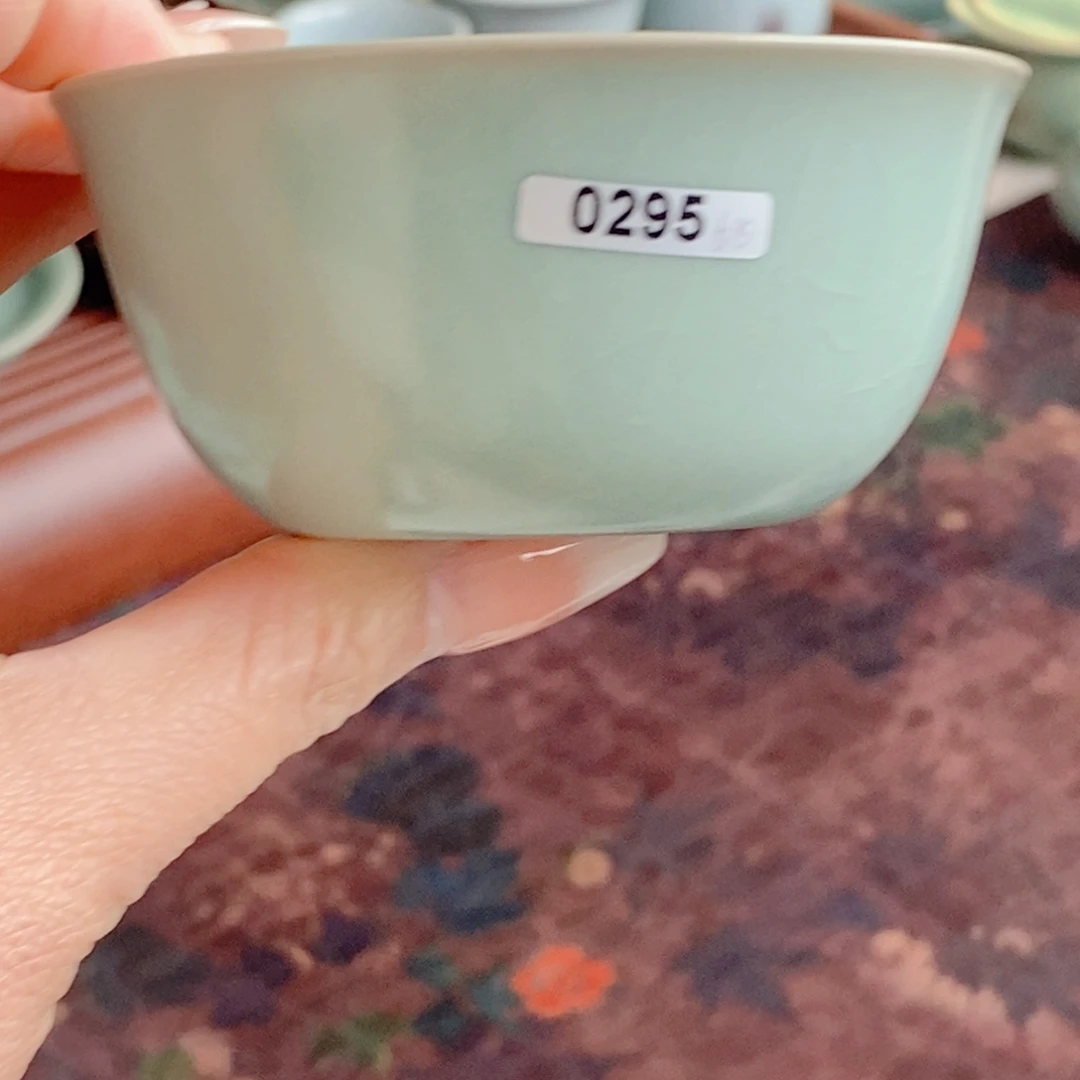 295。