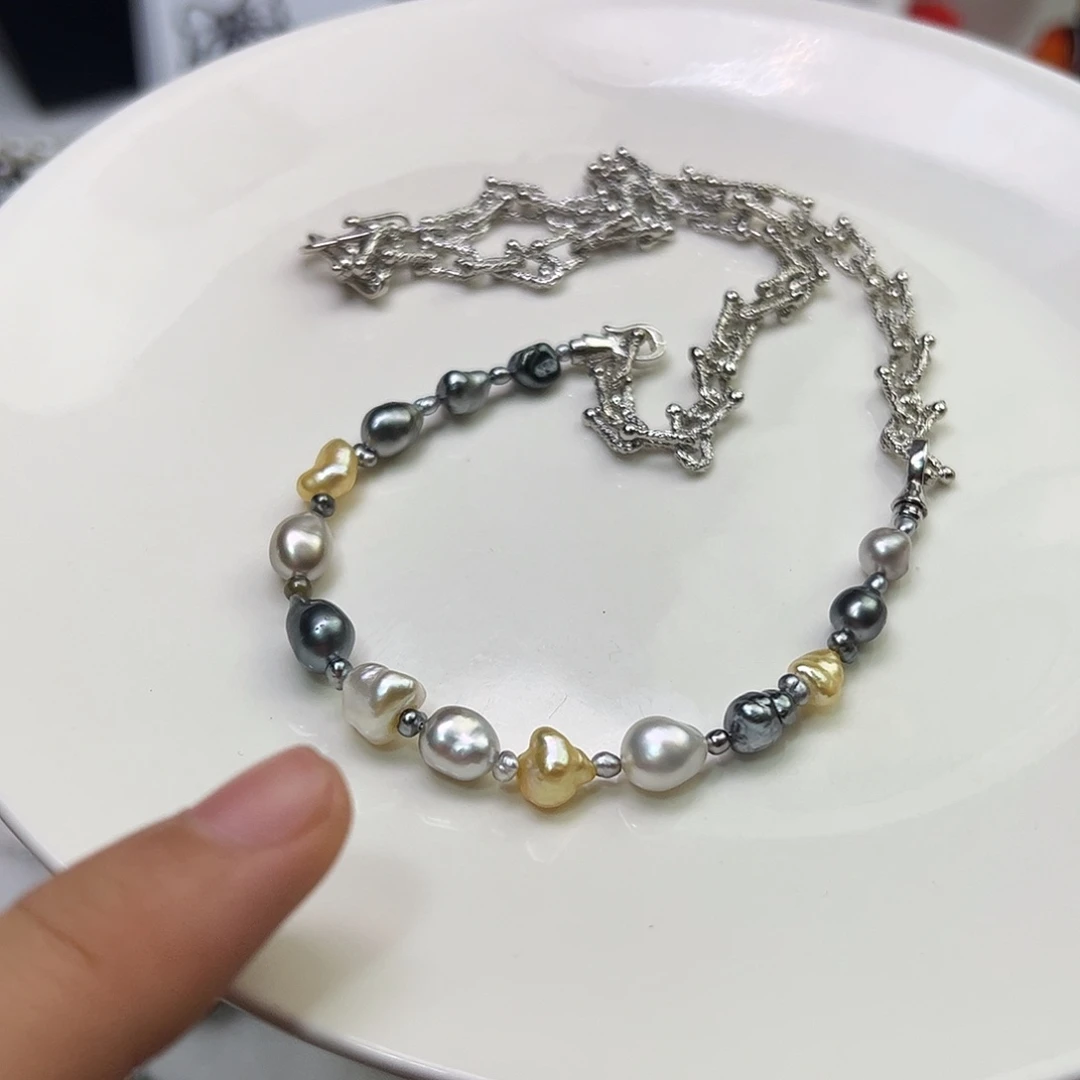 疙***瘩海水珍珠颈饰未镶嵌