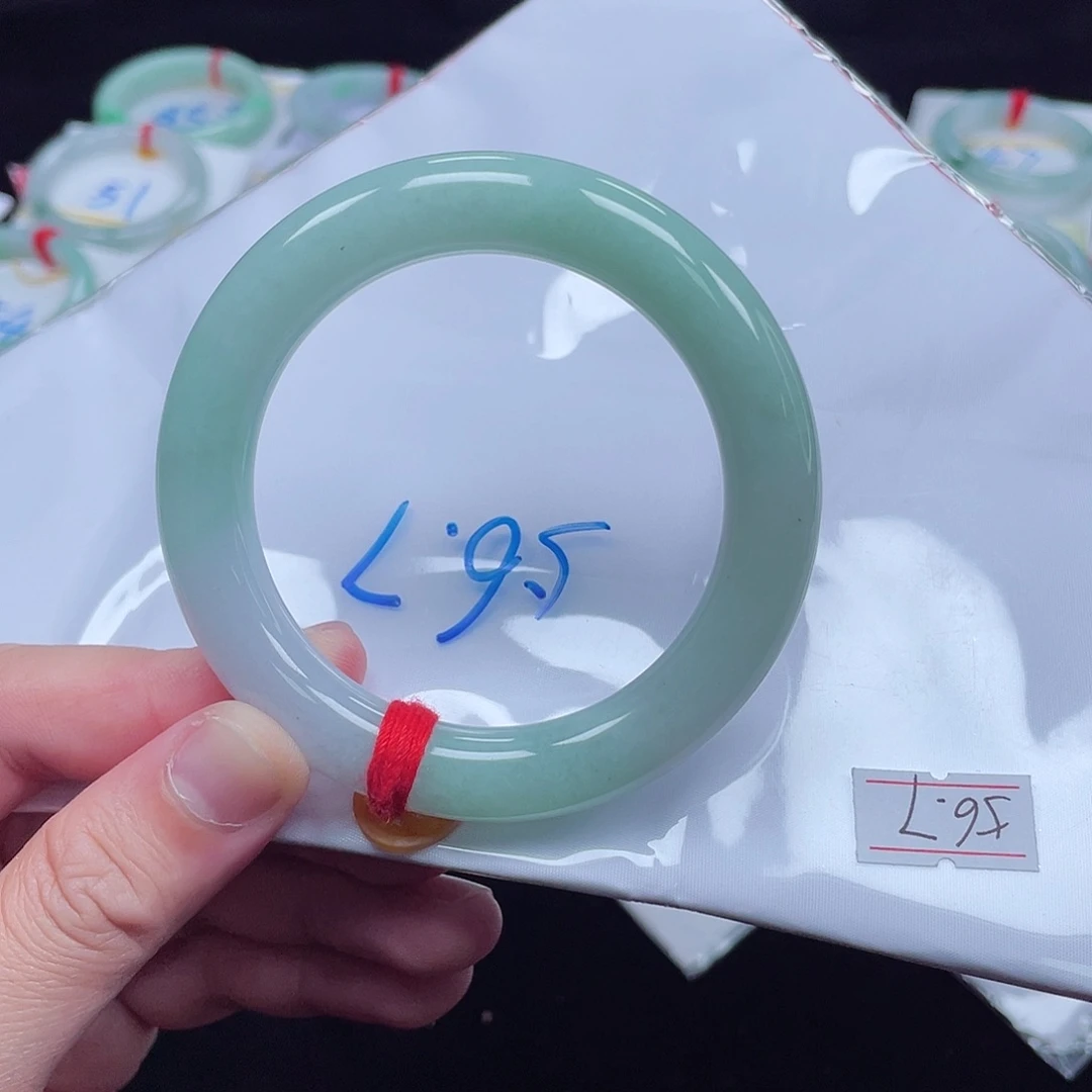 未镶嵌手镯翡翠56圆条66号