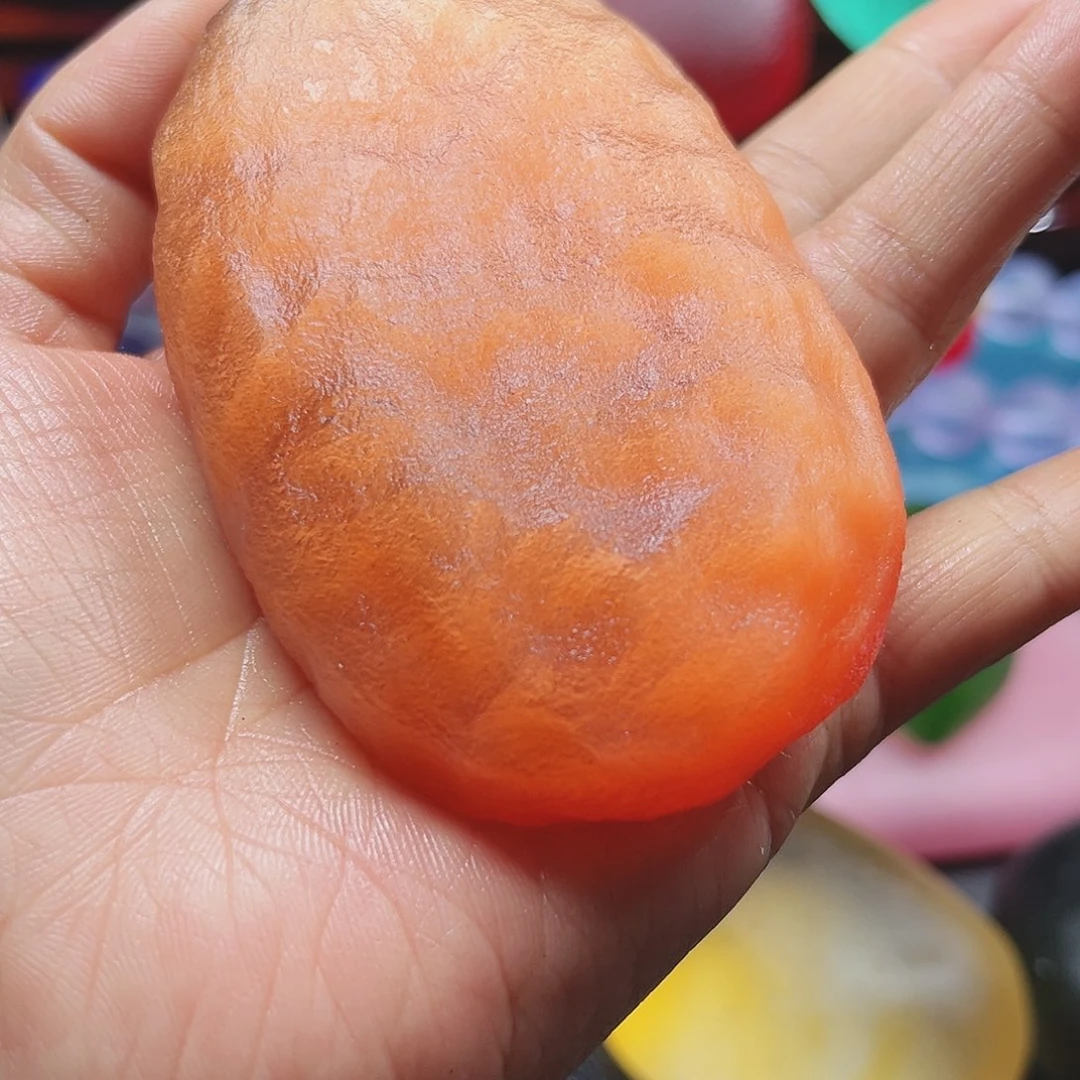 北疆彩色随形彩石