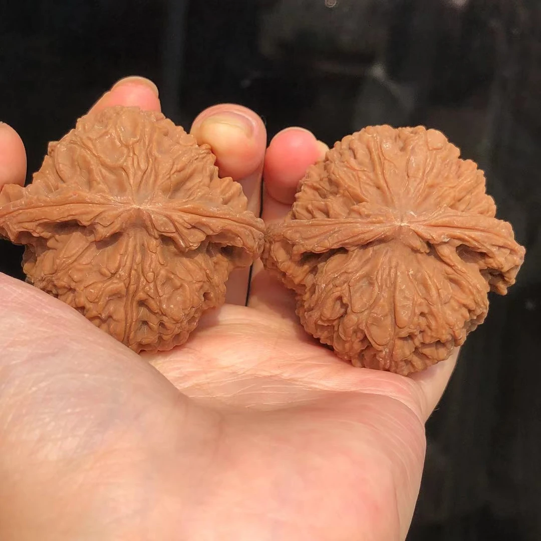 44-45左右南疆石头对核桃文玩核桃