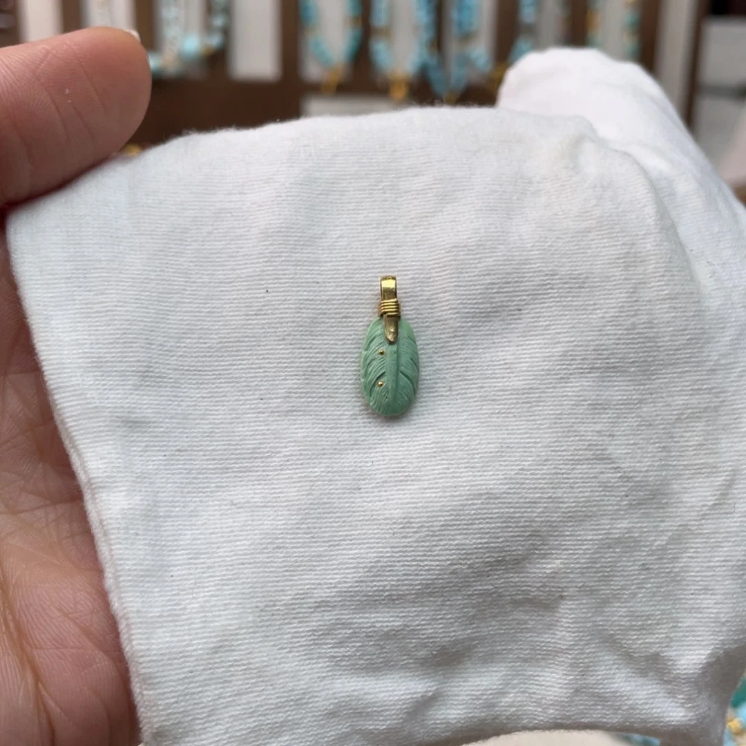 18K金镶嵌绿松石珠宝奇石不*ლ