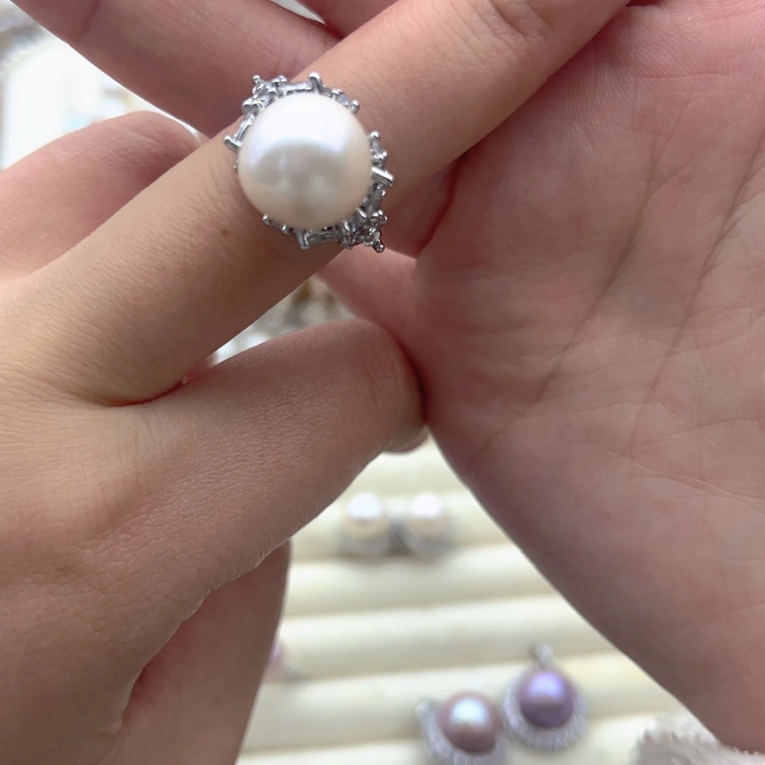 颈饰未镶嵌淡水珍珠