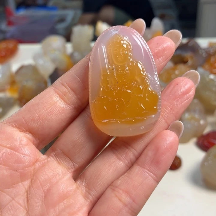 未镶嵌颈饰玛瑙/玉髓