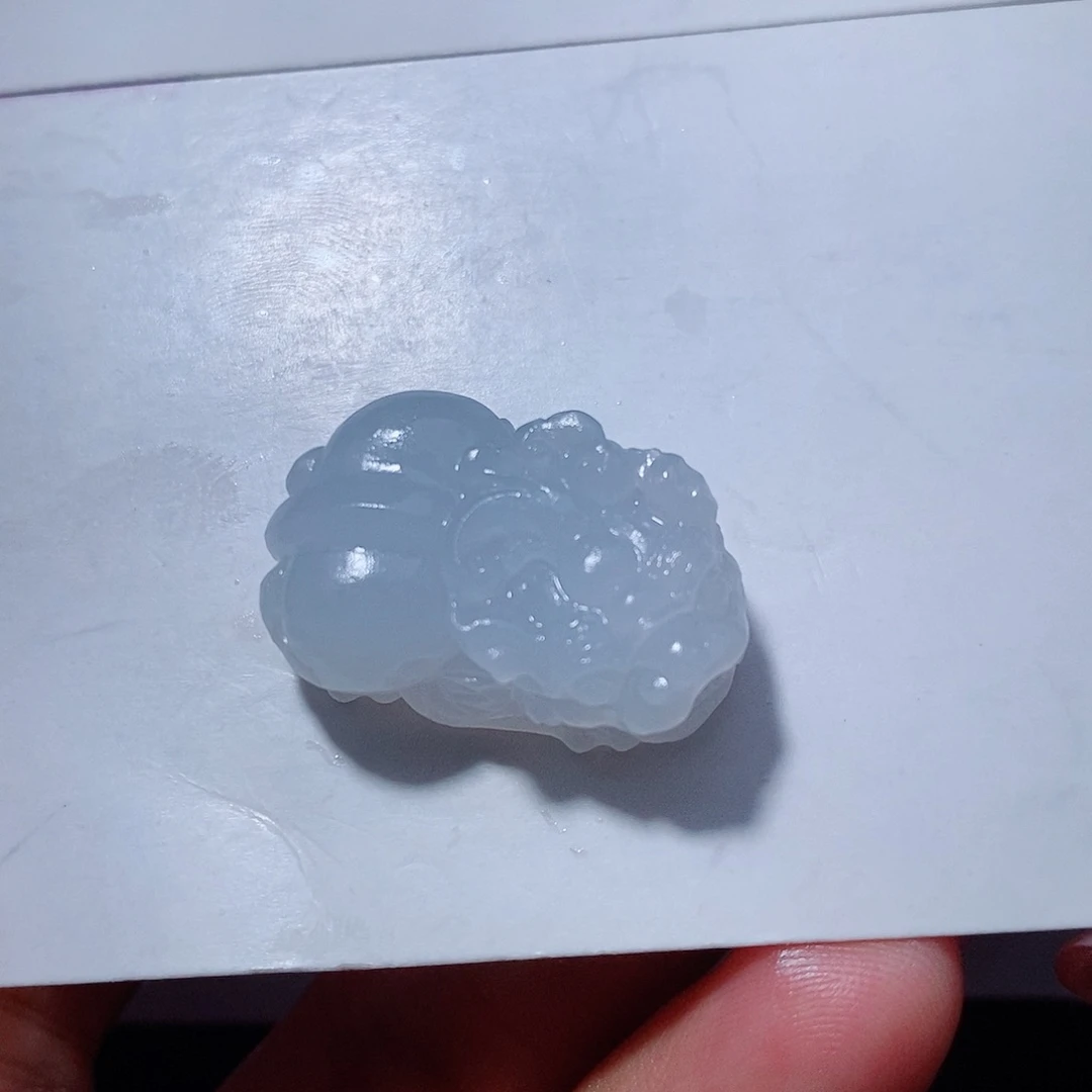 定制翡翠未镶嵌嘴里含珠貔貅王炸