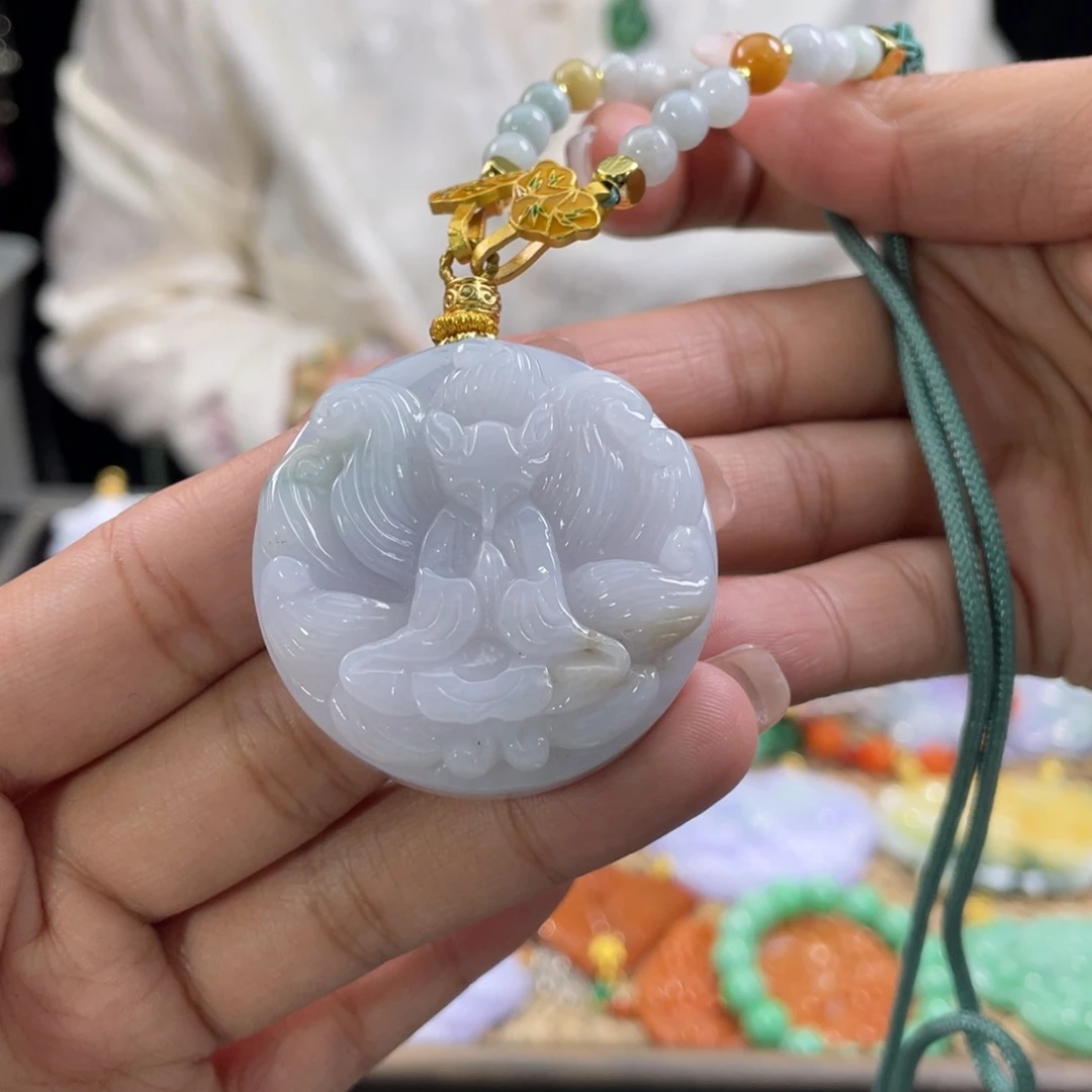 翡翠颈饰未镶嵌代编织