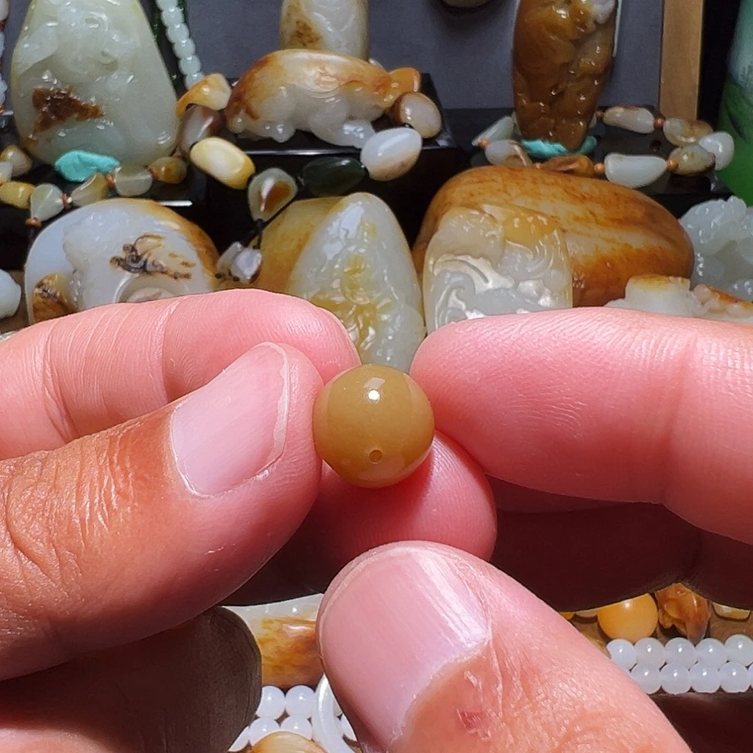 和田玉未镶嵌颈饰拉****仙