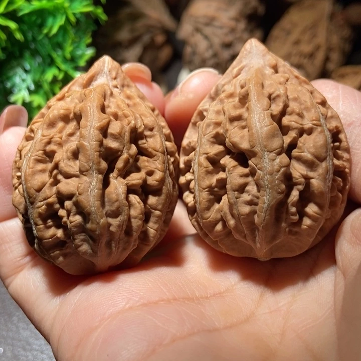 把件文玩核桃东北楸子小雪47