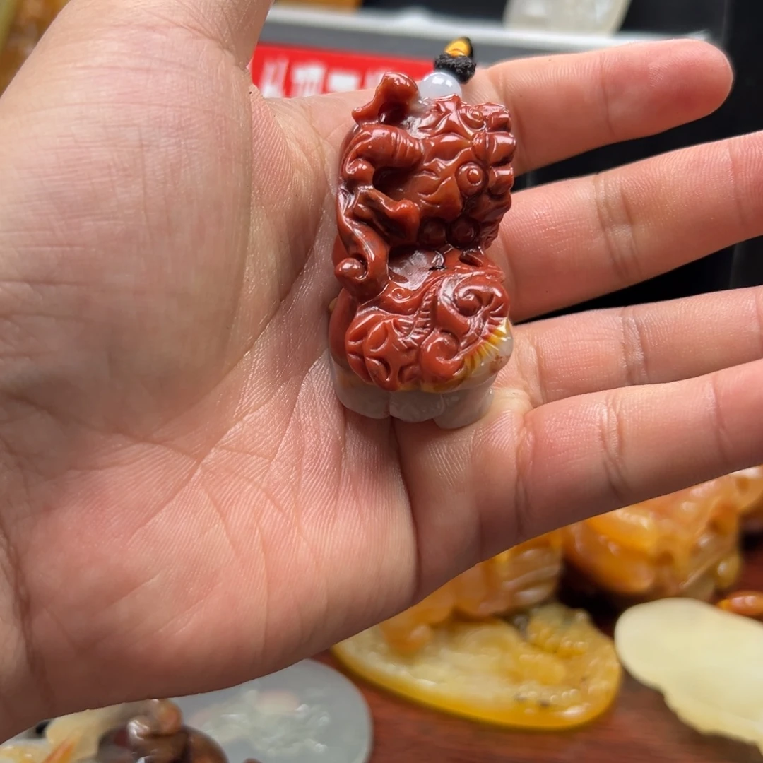 石英质玉（黄龙玉）未镶嵌多样性发货，发其一