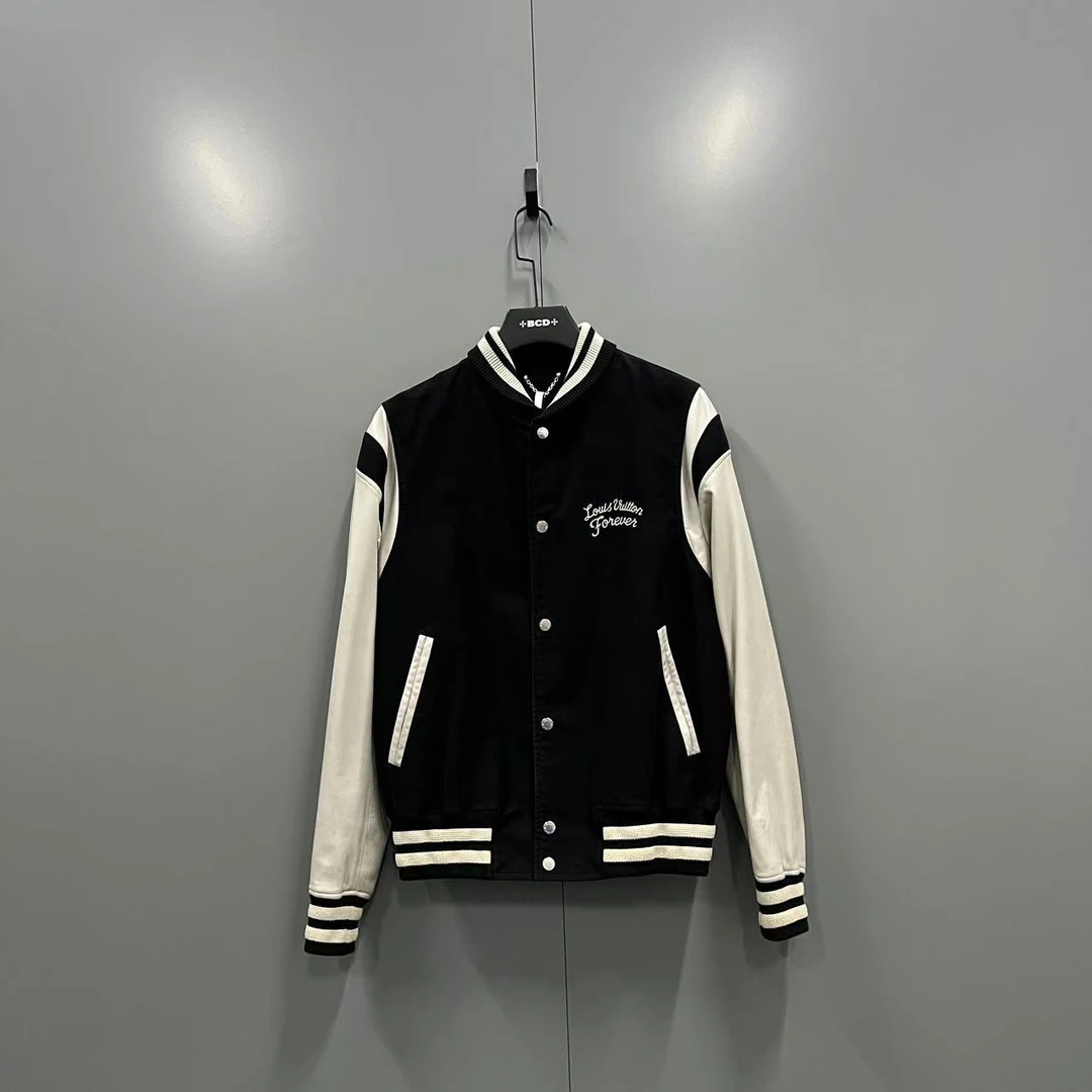Louis Vuitton LV 黑白棒球外套 48码/99新/20000/吊牌 bc00