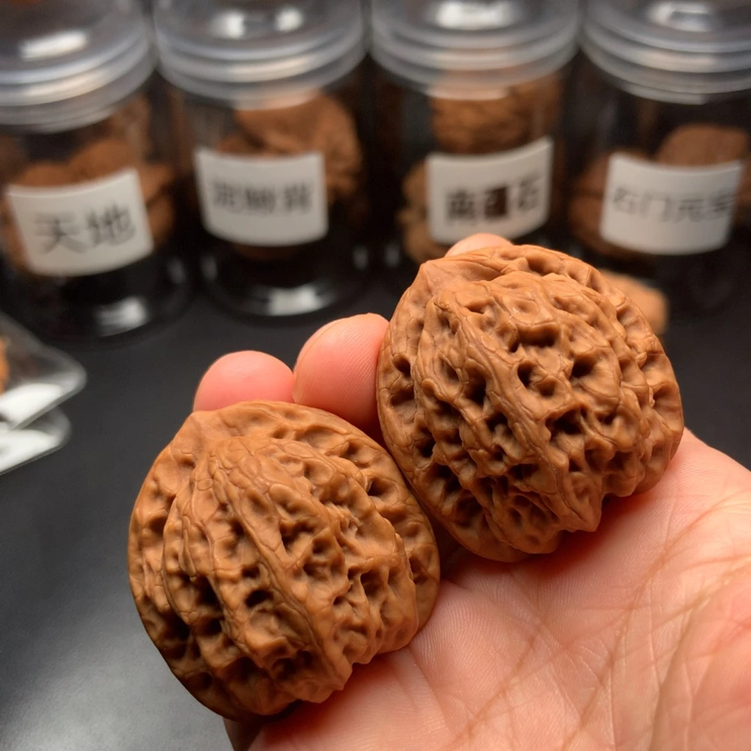 文玩核桃吊坠佛肚35