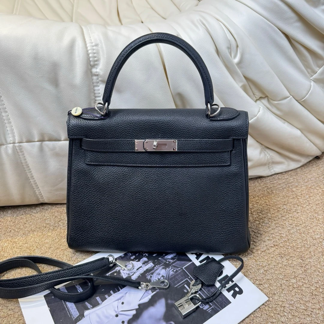 95新 Hermes/爱马仕 黑色 银扣 Kelly28 Tc皮包 649249391