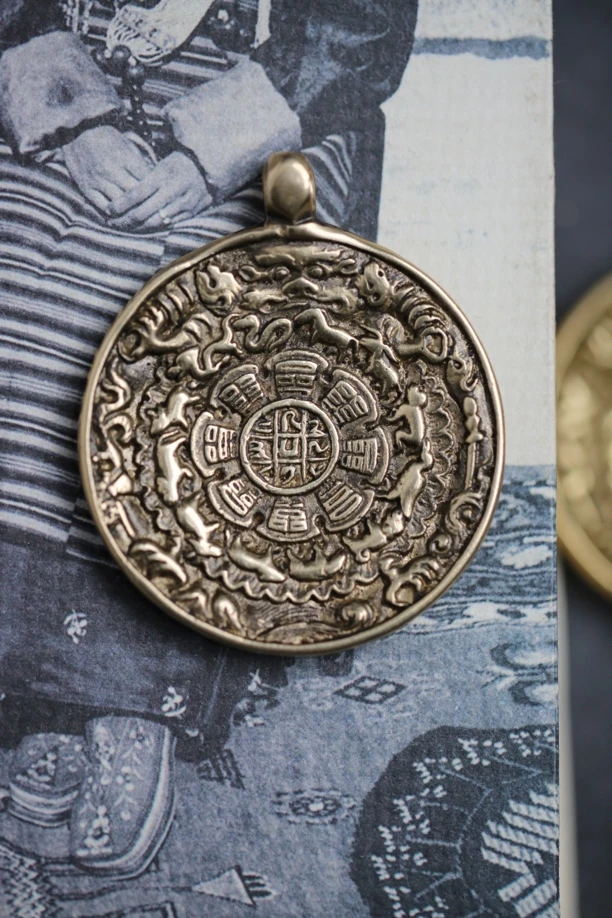 藏传 配饰 九宫八卦牌