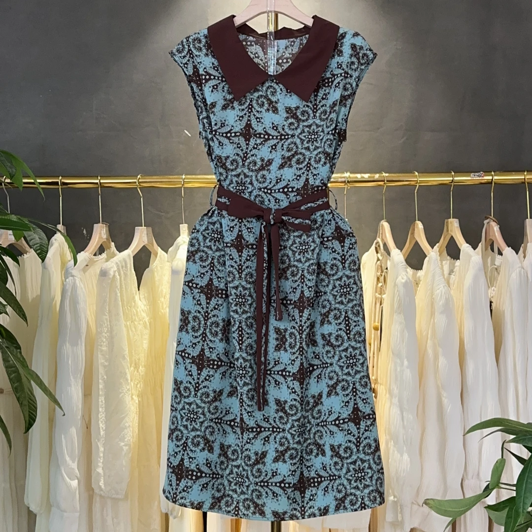 【两件套】2025夏季新款碎花显瘦休闲风收腰印花无袖修身连衣裙M518