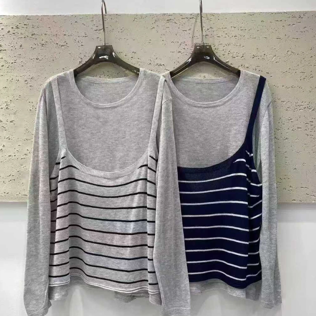 方领设计感纯欲风短款T恤短袖印花纯色不规则字母