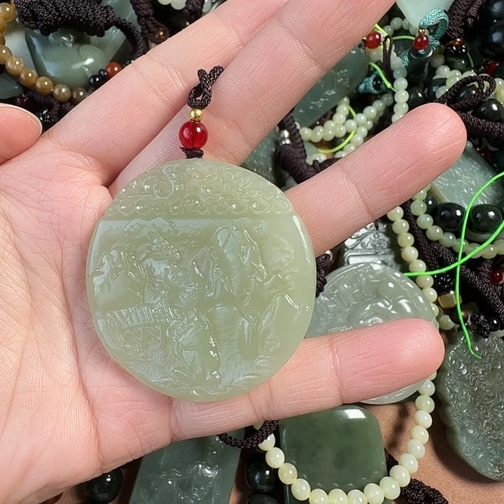 和田玉颈饰未镶嵌