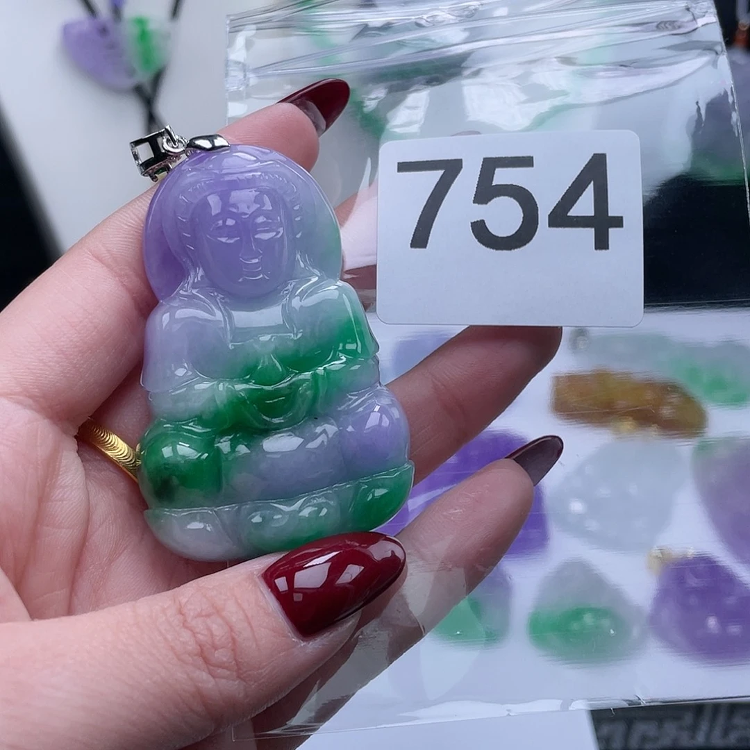 翡翠吊坠(赠链)未镶嵌