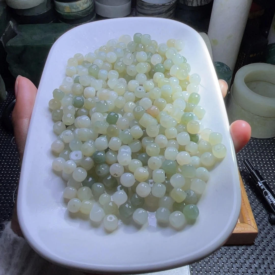 未镶嵌和田玉珠宝半成品