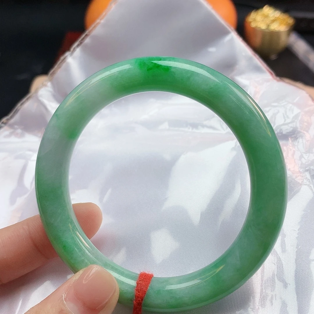翡翠手镯未镶嵌56圈圆2255
