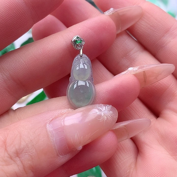 翡翠银S925镶嵌颈饰翡翠