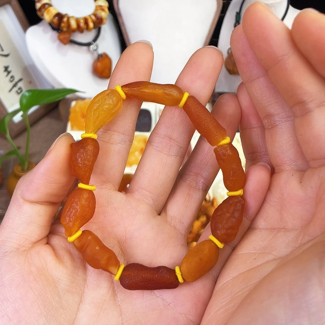 琥珀珠宝奇石未镶嵌一**欢。