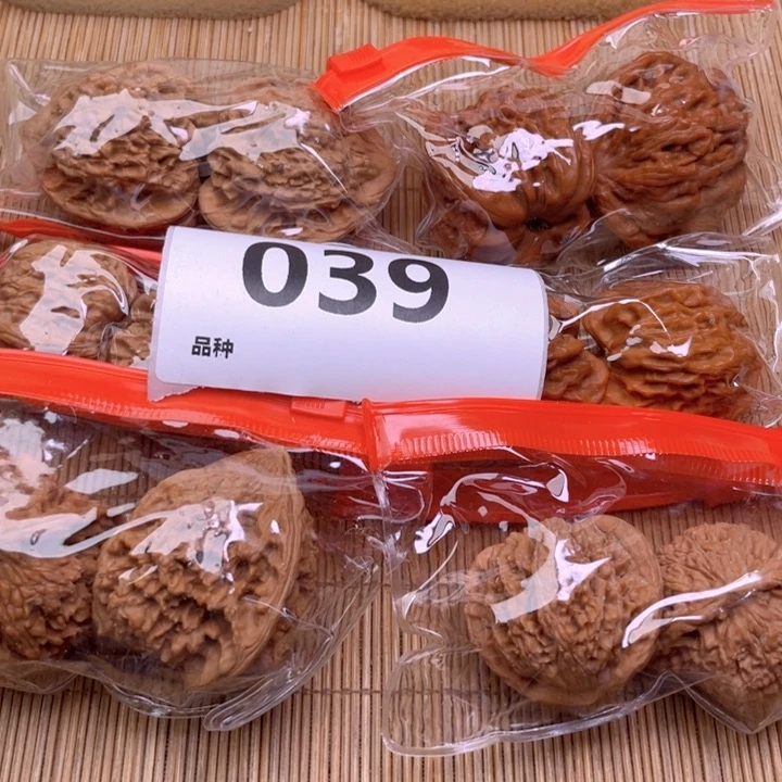 文玩核桃把件39号6对