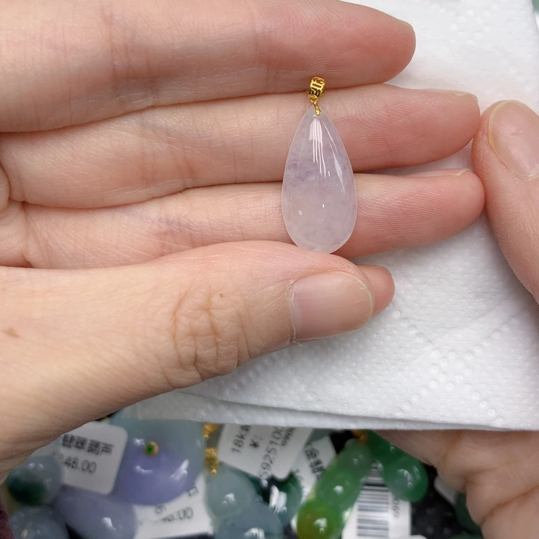 翡翠18K金镶嵌颈饰1234568899888