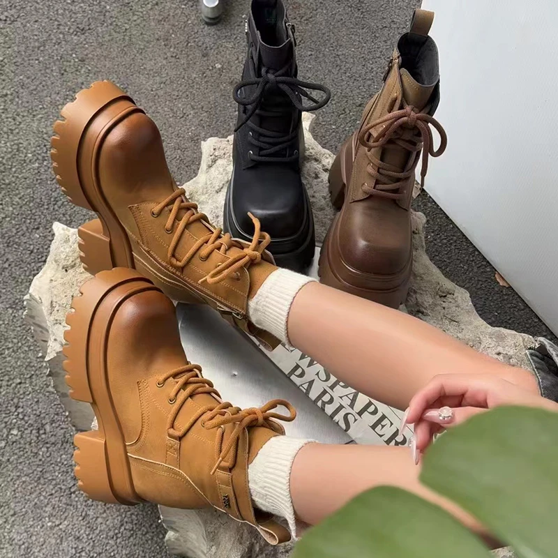 【千秋雪】2024秋冬小个子12-14CM增高马丁靴女短靴大黄靴9778-28