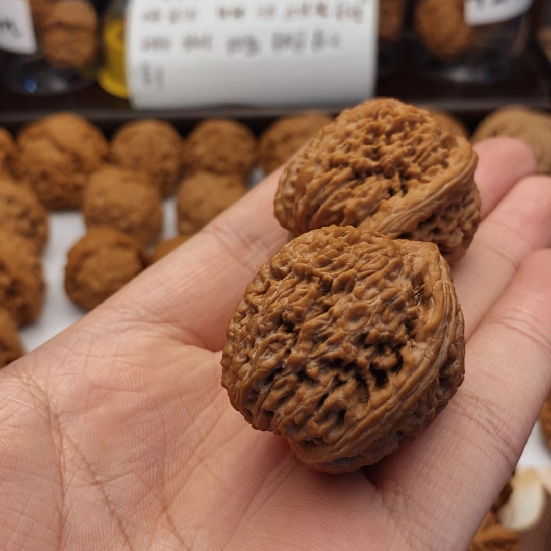 文玩核桃把件微*笑蒜头