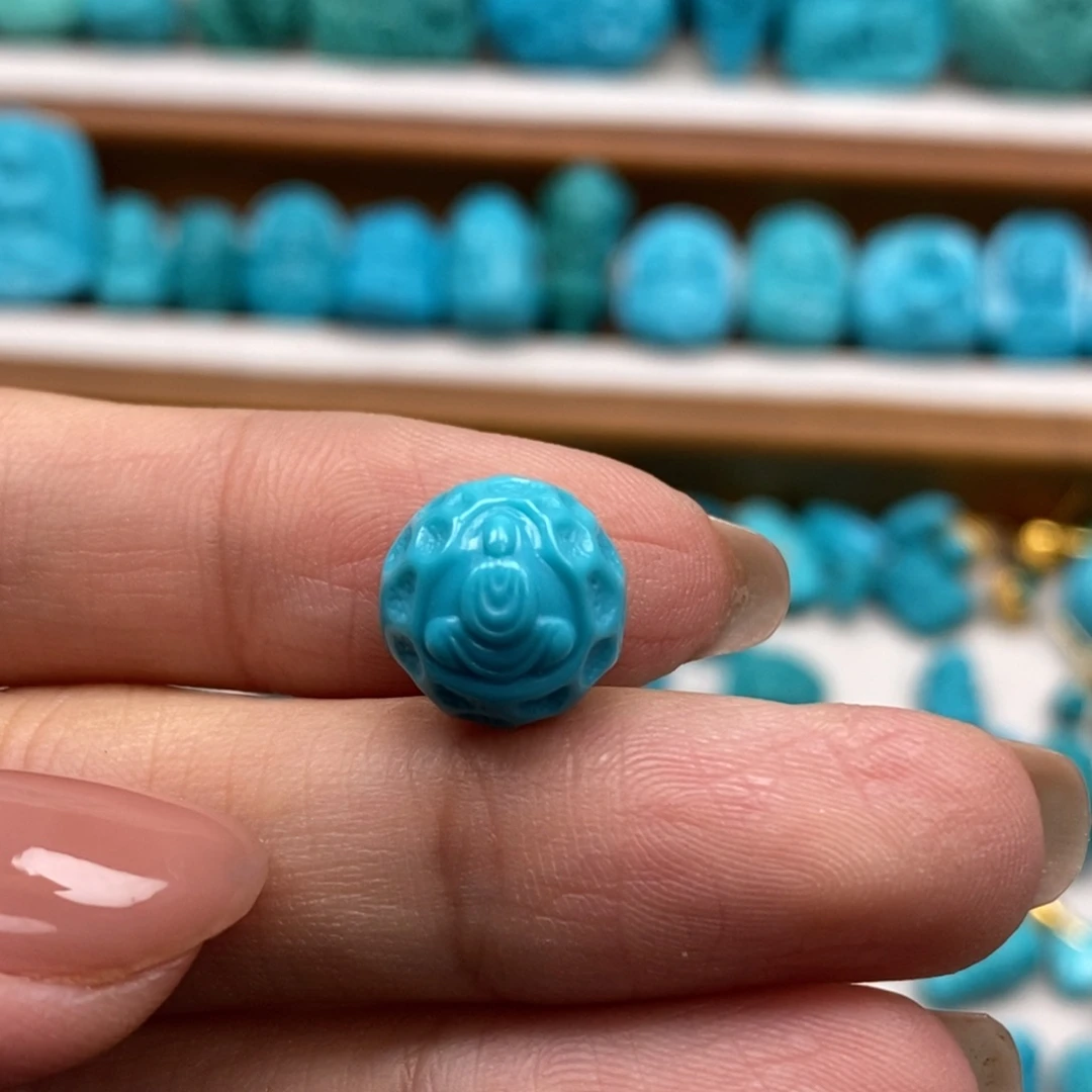 未镶嵌绿松石颈饰