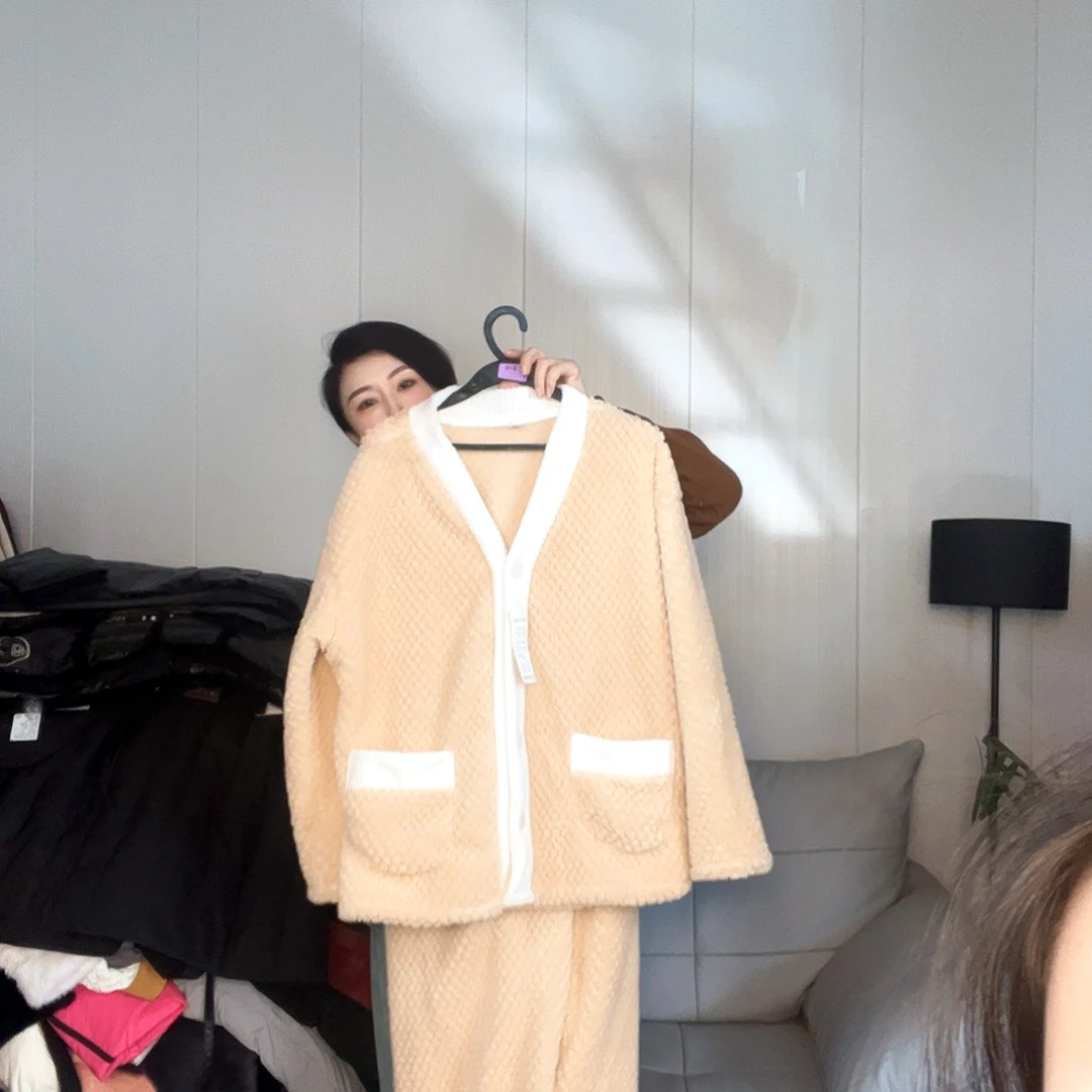 睡衣去拍去拍去拍