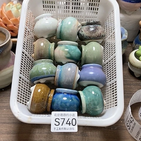 紫砂花盆740微瑕品口径3厘米左右口不圆