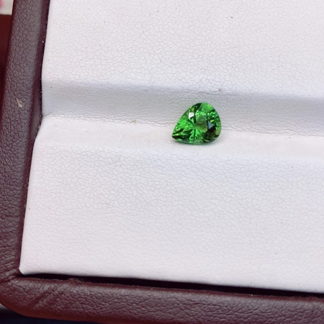 碧玺裸石未镶嵌铬碧玺1.45克拉