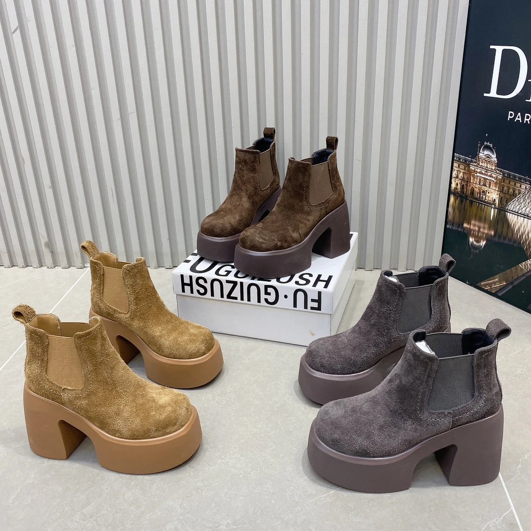 圆头增高女套筒马丁靴真皮高跟气质时尚爆款女烟筒短靴时装靴