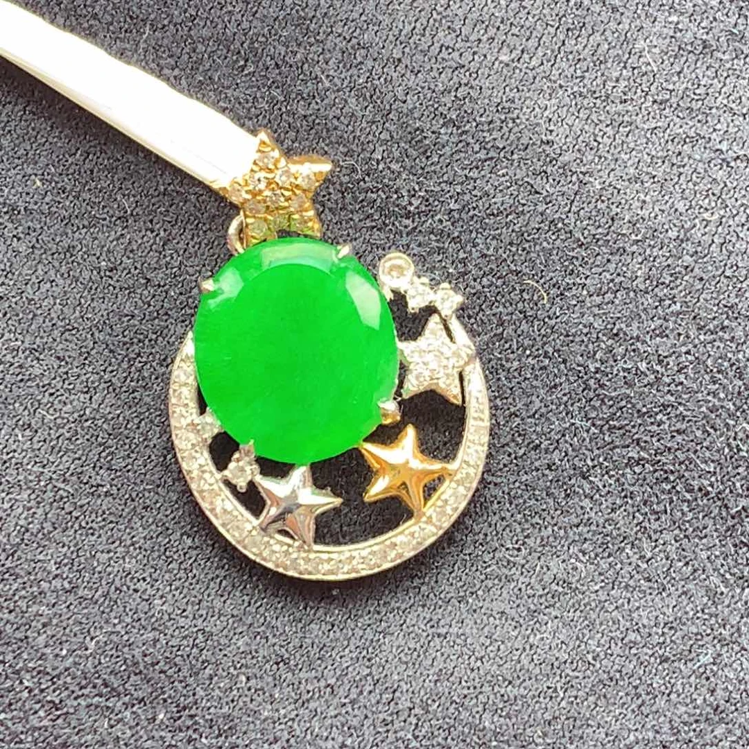 翡翠18K金镶嵌颈饰上新